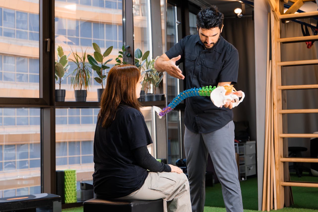 How Chiropractors Decide Whether Decompression Suits You